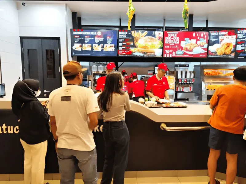 Kiosk360 Restaurant - People Waiting For Order in a Franchise